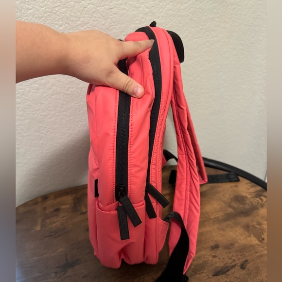 CALPAK luka 15L backpack watermelon - Picture 5 of 8